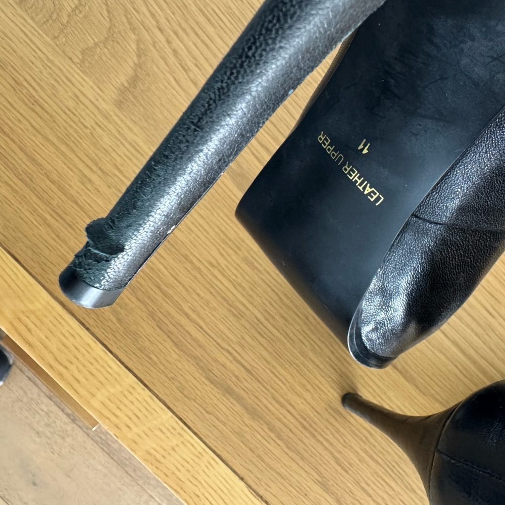 Kelsi Dagger Black High Heel Pumps - Picture 7 of 7